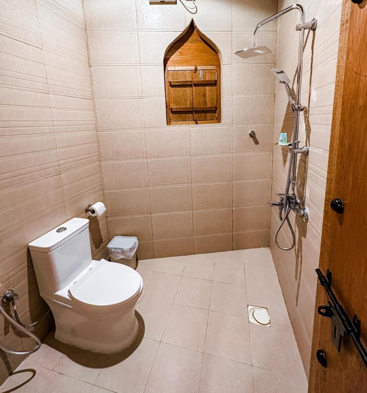 Alaqur View Inn نزل واجهة العقر نزوى‎ المظهر الخارجي الصورة